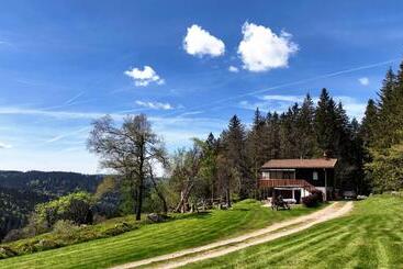 Bed and Breakfast Chalet Perle Des Hauts