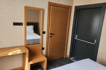 アパートホテル Ferah Residence