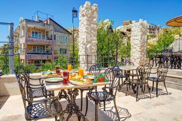 Hotelli Marbay Cave Cappadocia