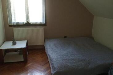 Пансион Adél Vendégház Balatonalmádi