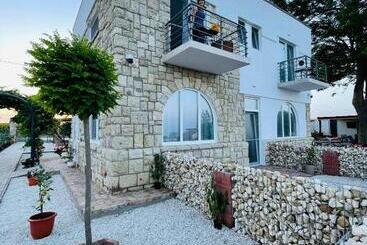 پانسیون Halta Pescăruş Accommodation