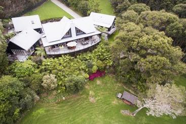 مبيت وإفطار River Retreat