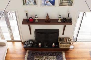 Bed and Breakfast River Retreat