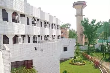 Rahi Motel