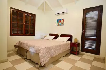 アパートホテル Blue Bay Beach Villas