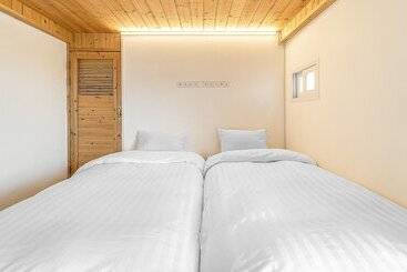 Sokcho Donbangseock Pension