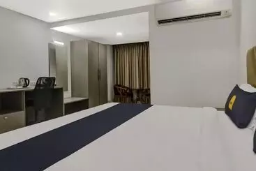 Hotel Ssr Grand