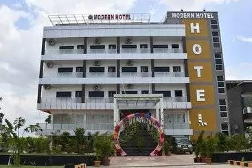 Modern Hotel And Restaurant