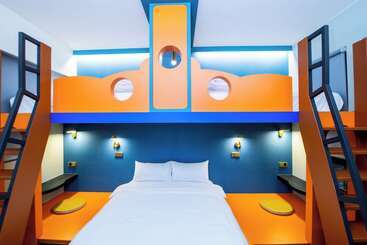 تختخواب و صبحانه Shanheshu Homestay