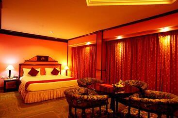 Hotel The Surya, Cochin