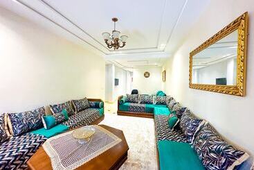 Aparthotel Luxury Of Mesnana