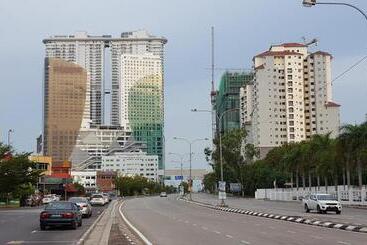 هتل آپارتمان Thermospace Silverscape A 19 01 Melaka City