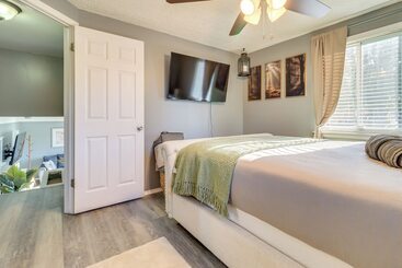 별장 Westland Family Home W/ Deck & Fenced Yard