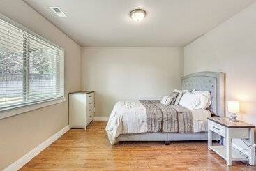 コテージ Pet Friendly Klamath Falls Home W/ Private Yard!