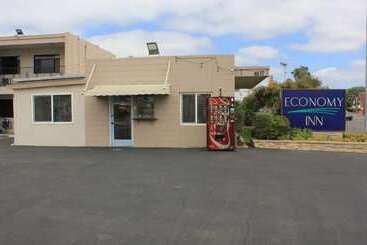 مُتل Economy Inn