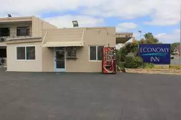 مُتل Economy Inn