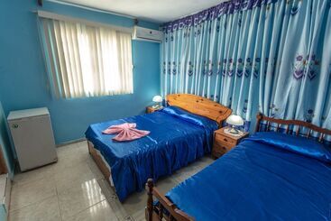 پانسیون Casa Dayami De Cervantes