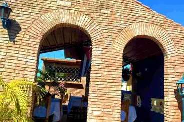 پانسیون Hostal Valmaseda