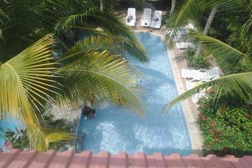 هتل Mi Paraíso Monterrico