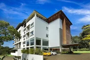 Hotel Spice Grove