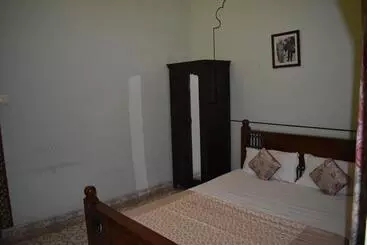 Hotel Nawal Sagar Palace   Bundi