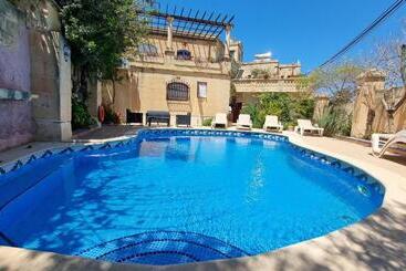 Il Wileġ Bed & Breakfast