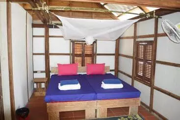 Palm Beach Bungalow Resort