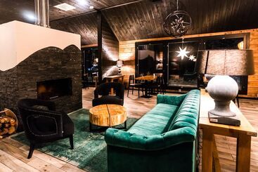 리조트 Northern Lights Village Saariselkä
