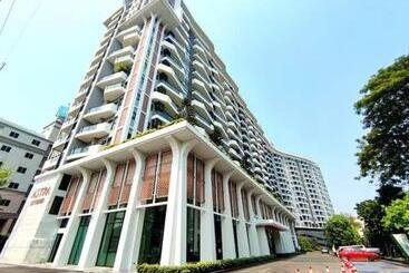 هتل آپارتمان The Astra Sky River 2bd Cozy Room 45 Sqm Night Bazaar Old Town