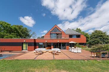 민박 Suite Cathédrale   Ty Castel