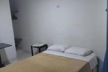 Hotel Hospedaje Mis Antojojitos Las Rosas