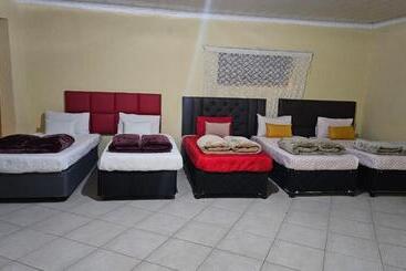 Pension Happy Stay Guest House Mafikeng