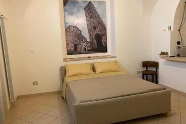 Bed and Breakfast C Era Una Volta