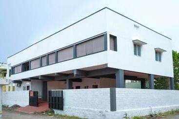 Hotel Cruze Residency