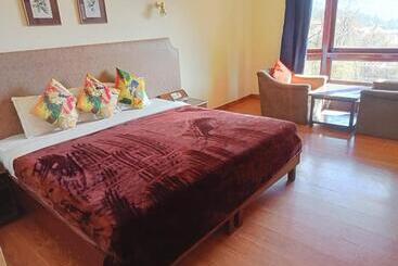 酒店 Himalayan Fort Resort, Manali   ! Riverside Property !! Big Lawn With Bonfire !! Best Selling !! Sce