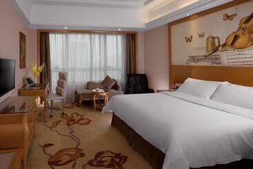 Vienna International Hotel Changsha Gaoqiao Grand Market