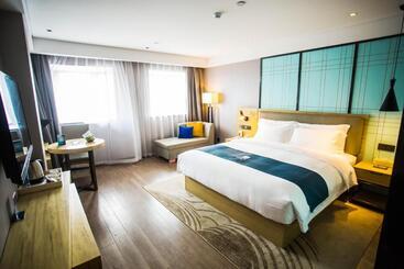 Echarm Hotel Jingmen Yintai City Jingchu Institute Of Technology