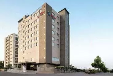 Hotell Ramada Encore By Wyndham Udaipur Roopnagar