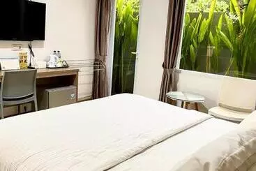 Majatalo East Marina Guesthouse