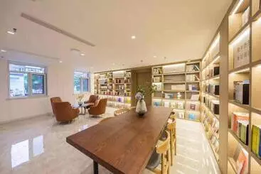 Hanting Hotel Tianjin Nankai Wangdingdi Metro Station