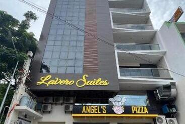 Hotelli Lavero Suites