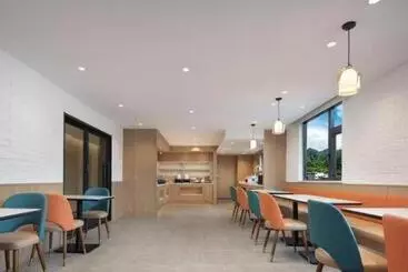 Hanting Hotel Fenghuang Ancient City