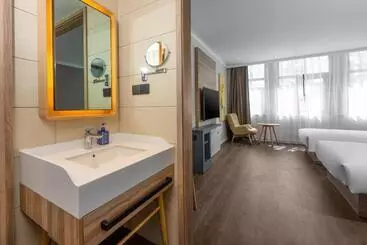 Hanting Hotel Longnan Cheng County Panxuan Road