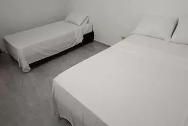 هتل Los Pinos