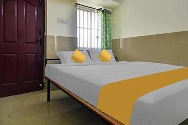 Hotel Fabexpress Clover Castle   Nr Coimbatore International Airport