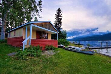 Maples Resort Shuswap