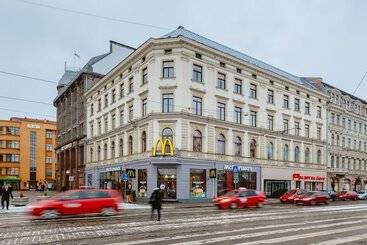 هاستل Liberty Airy