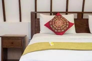هتل Gili Turtle Beach Resort