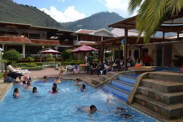 בית מלון כפרי Hostería Estancia El Angel