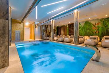 هتل Marina Junior Suite 4 Stelle S